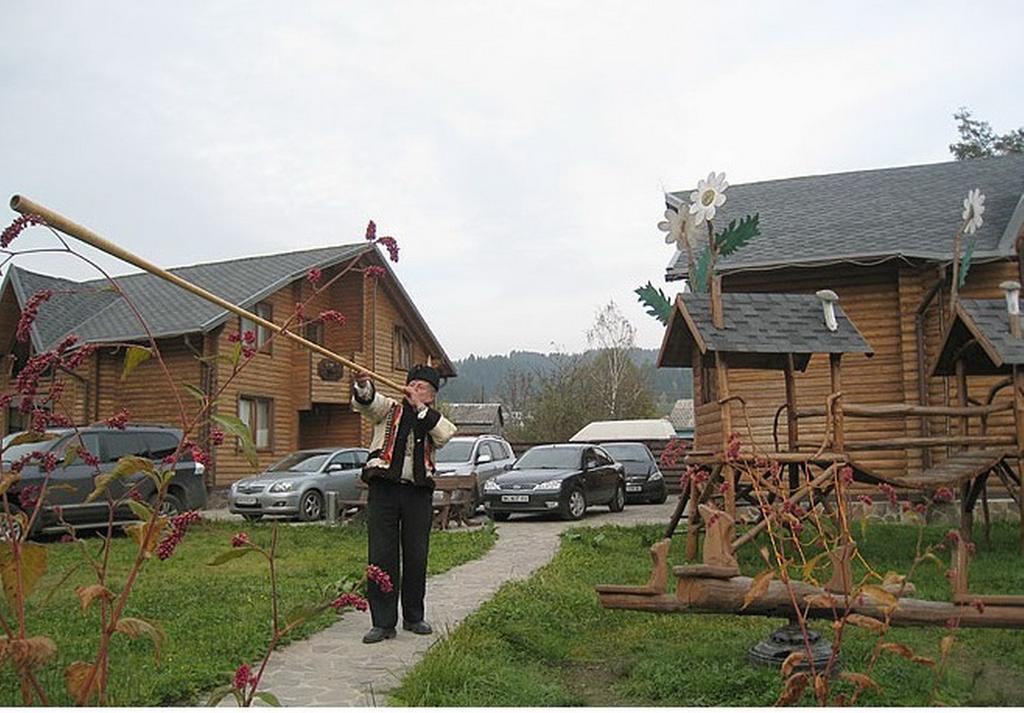 ורחובינה Hotel Gerdan Verkhovina מראה חיצוני תמונה